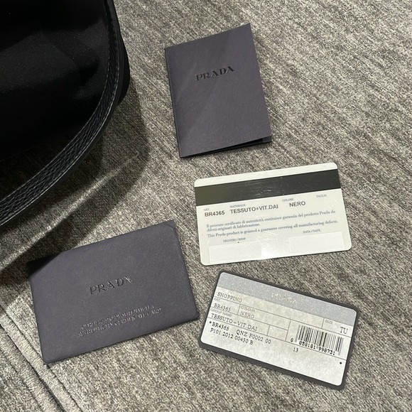 Prada Vitello Daino-Trimmed Tessuto Tote - Picture 7 of 16